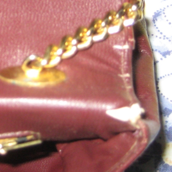 Susan Gail Leather Crossbody Handbag in Ruby Red - Picture 6 of 7